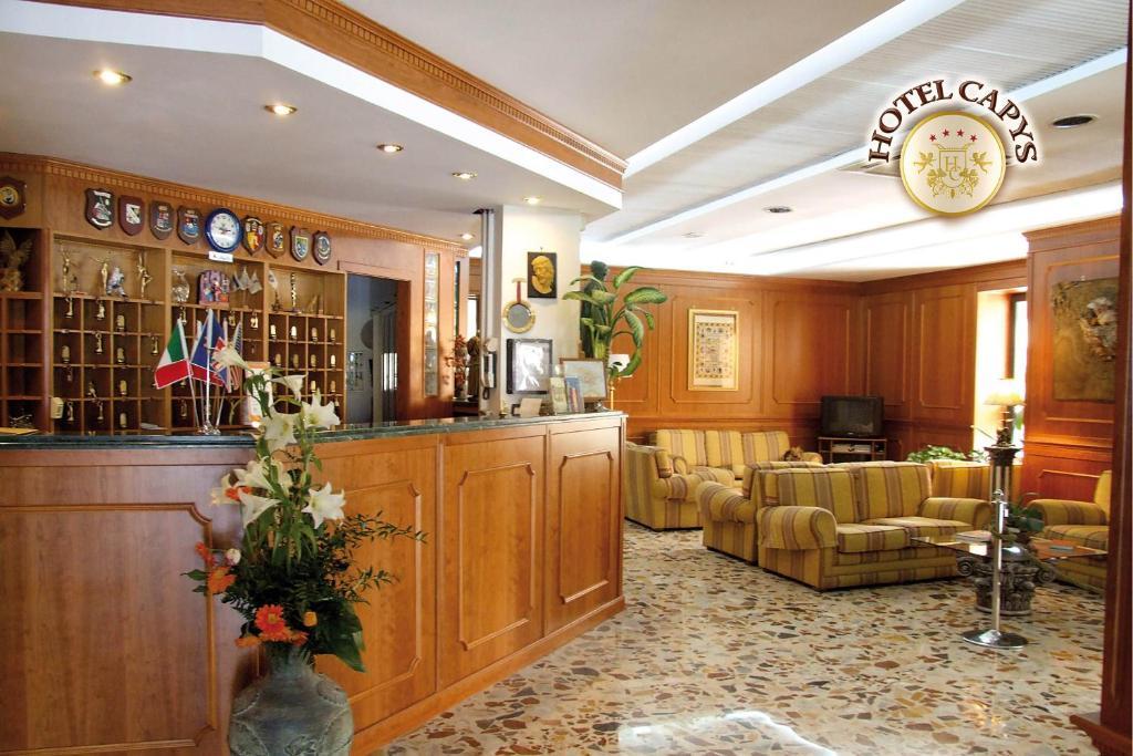 Hotel Capys Капуа Екстериор снимка